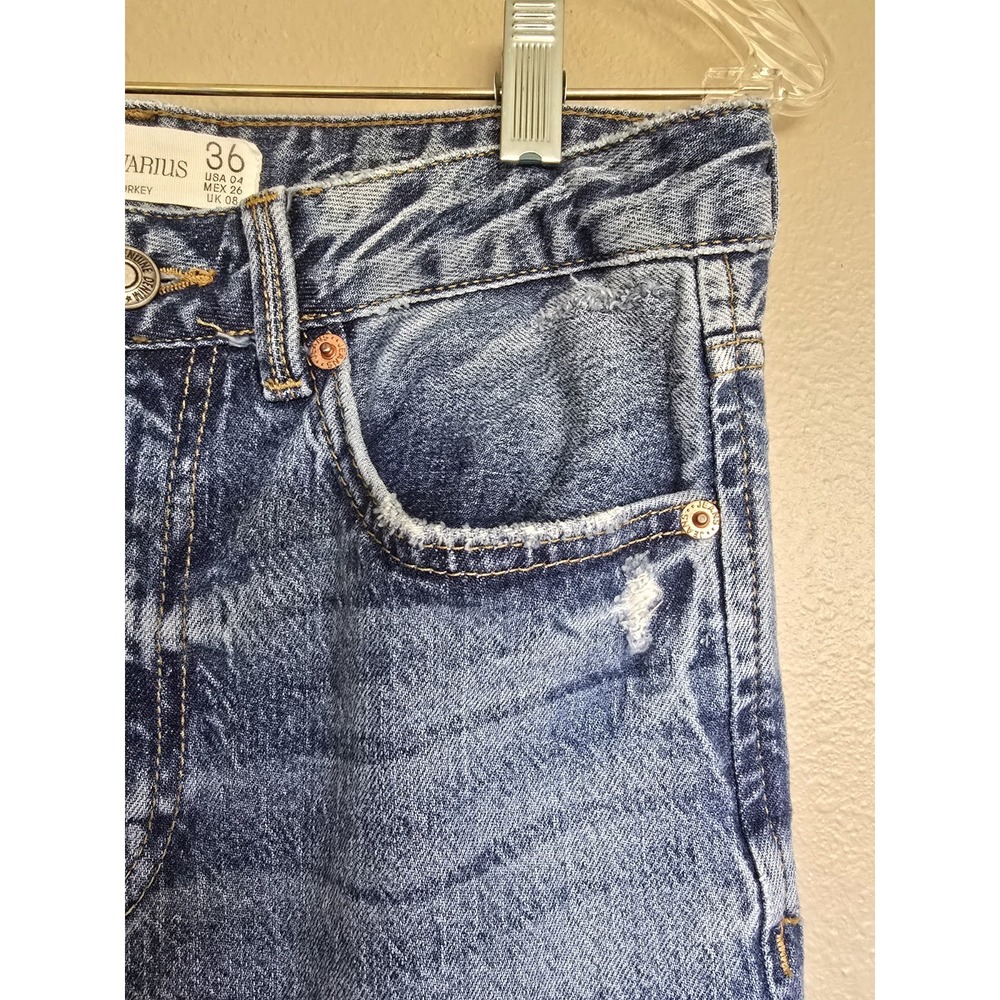 Stradivarius Slim Fit High Waist Straight Jeans 4 Medium Wash 90s Capsule - Picture 3 of 11